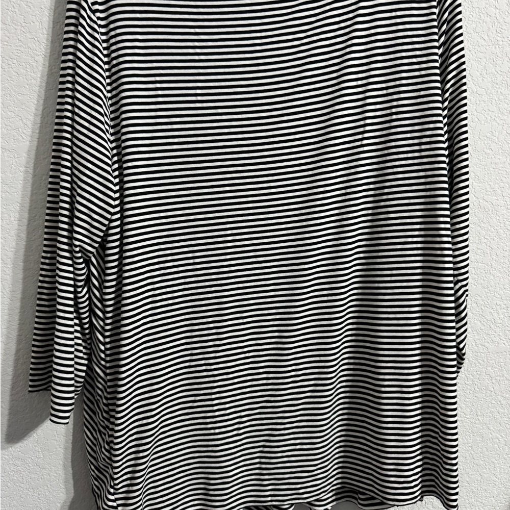 Vince Camuto Black & White Striped Wrap-Style Long Sleeve Top - Picture 3 of 3